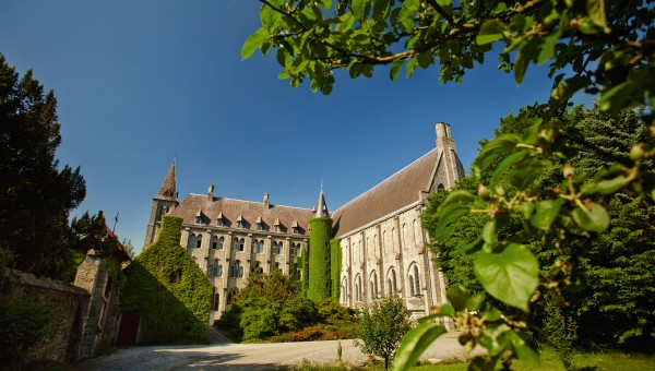 Médecine Traditionnelle Européenne et Tempéraments à l'abbaye de Maredsous